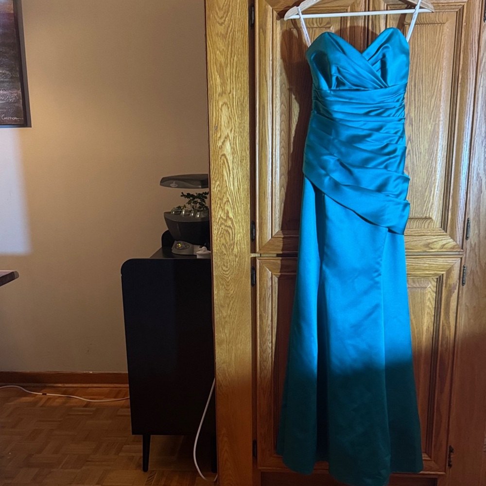 DaVinci Strapless Teal Gown